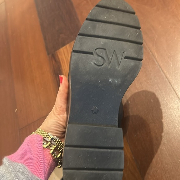 Barely used Stuart Weitzman Suki ll Loafer size 39 (8.5) - Picture 8 of 8